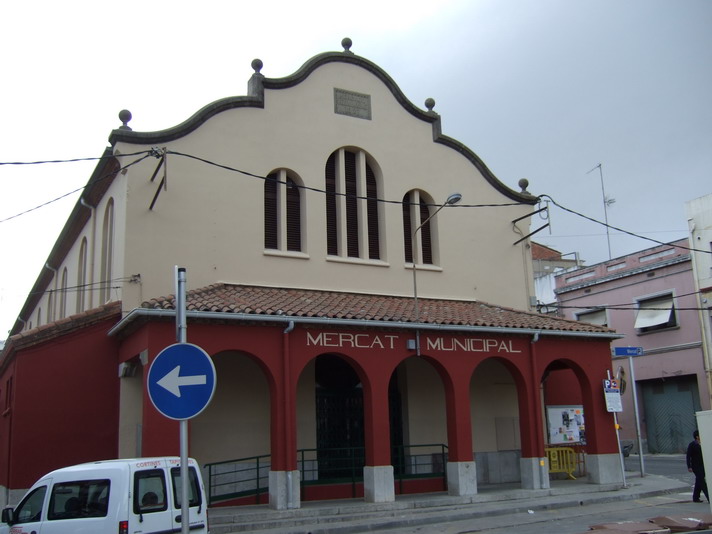 Anunci: licitació de dues peixateries