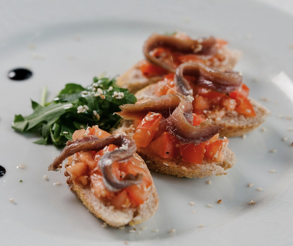 Torrades d’anxoves amb tomàquet