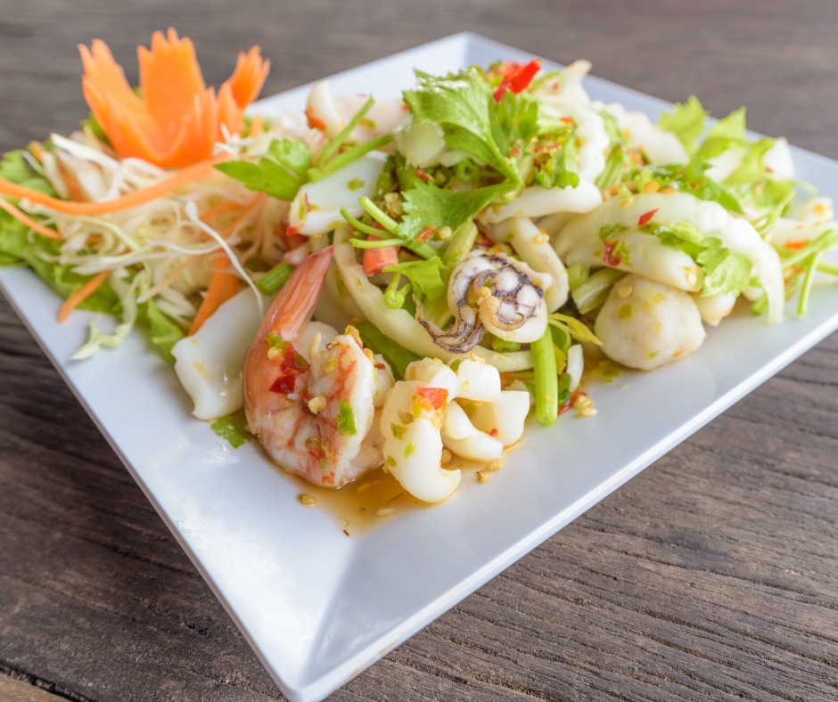 Amanida Thai de marisc picant