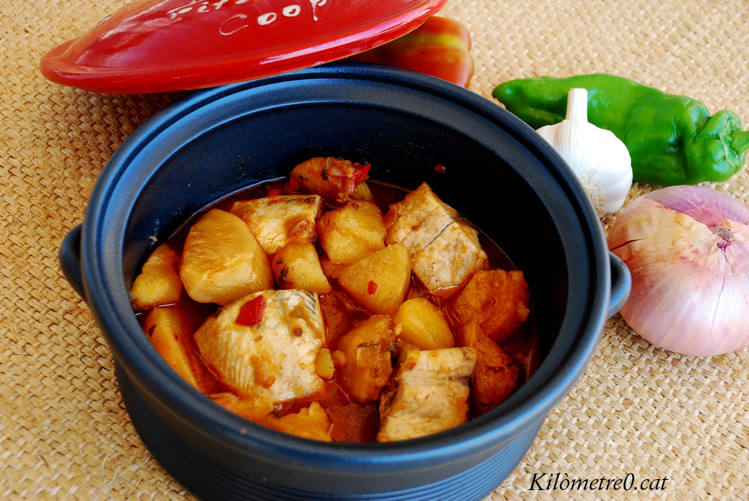 Aranya, lluerna i patates (Marmitako)