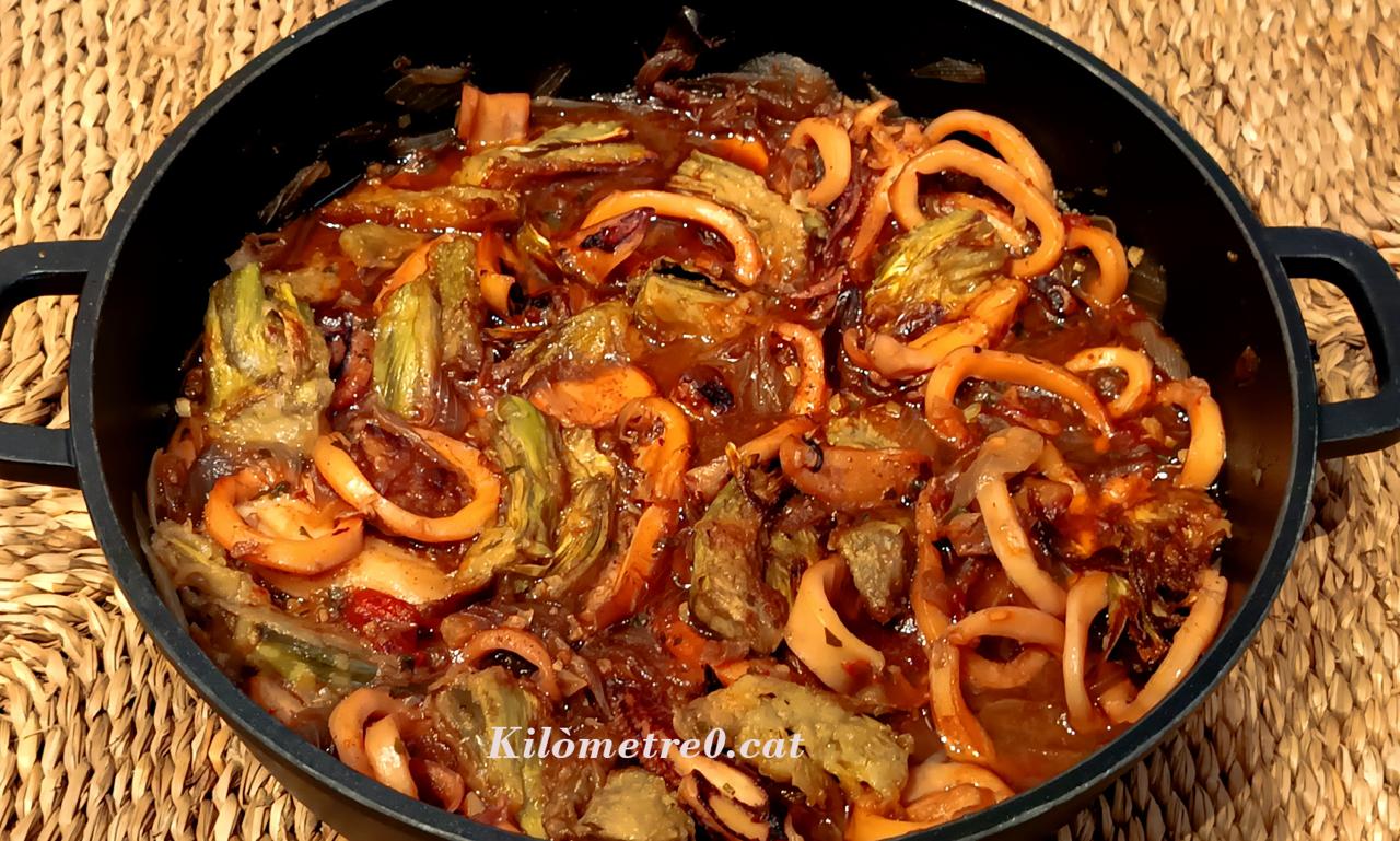 Recepta de calamarsos de potera amb carxofes